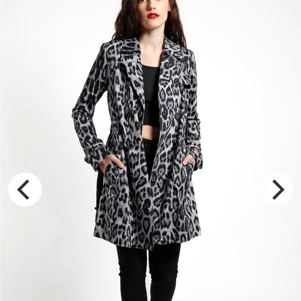 Tripp NYC leopard trench coat size medium